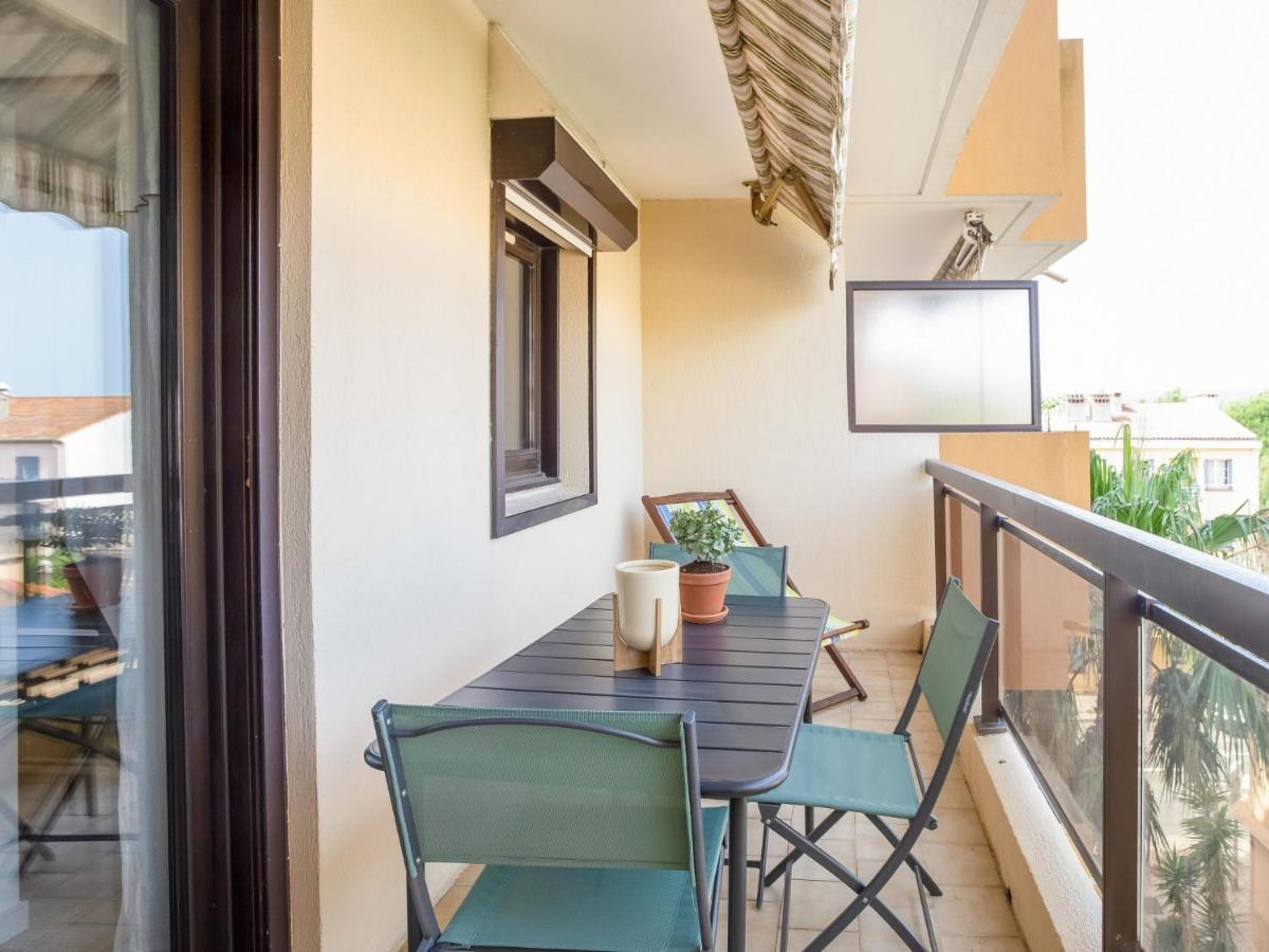 Apartment Saint James-13 By Interhome Le Lavandou Luaran gambar