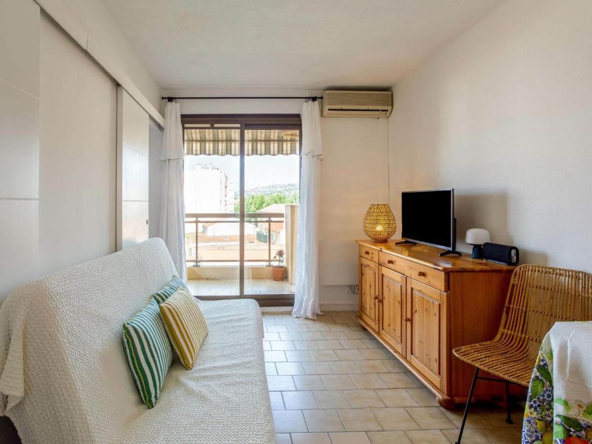 Apartment Saint James-13 By Interhome Le Lavandou Luaran gambar